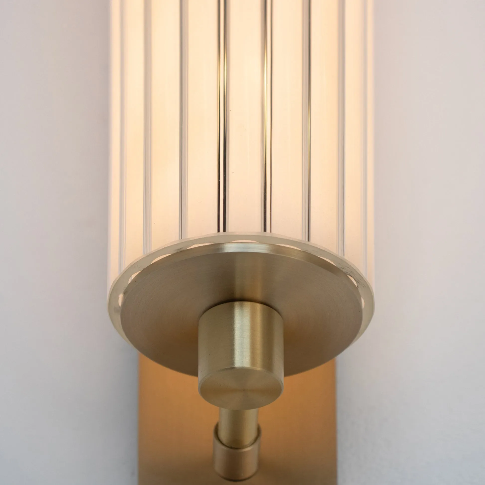 BEACON S4 Wall Sconce