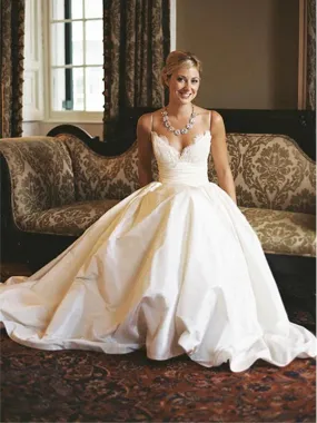 Elegant A-line Spaghetti Straps V-neck Wedding Dress, WD0454 Elegant A-line Spaghetti Straps V-neck Wedding Dress, WD0454