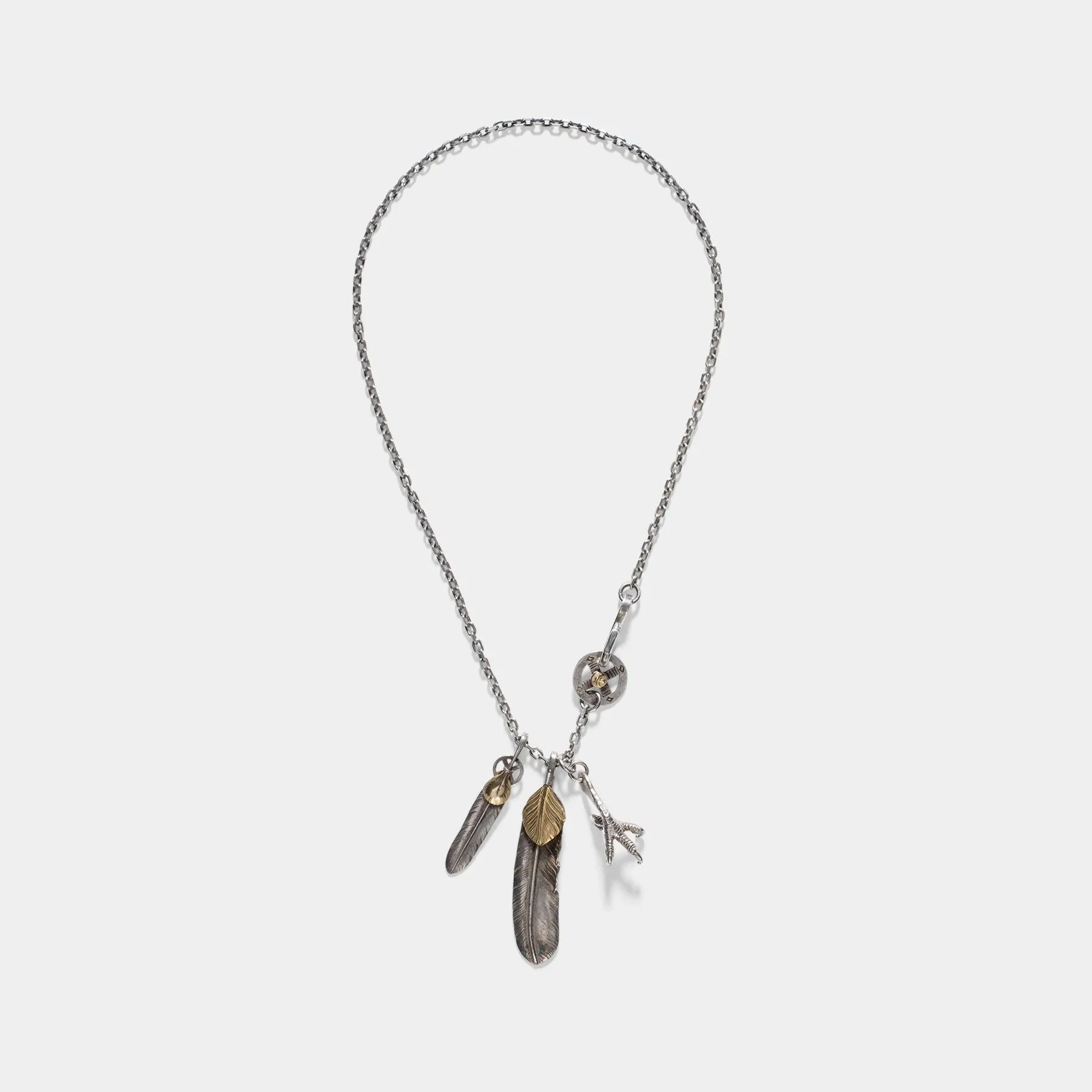 Goro's Feathers and Claw Necklace