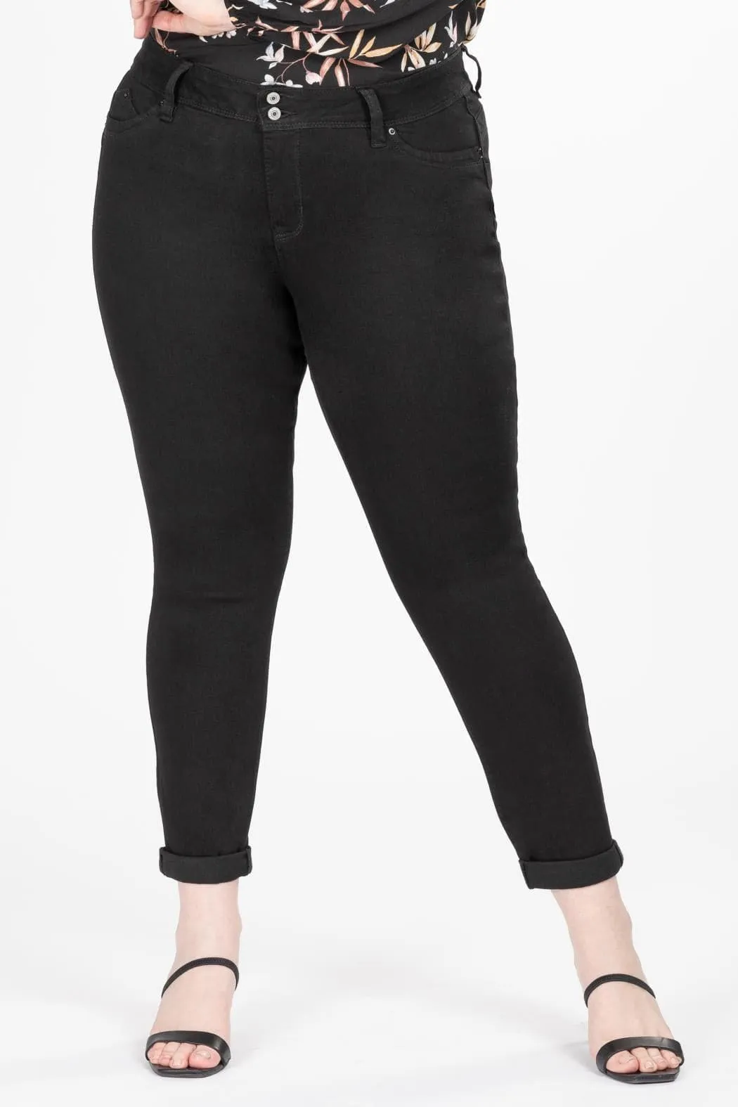 Women's Plus Size WannaBettaButt Optional Cuff Ankle Jeans